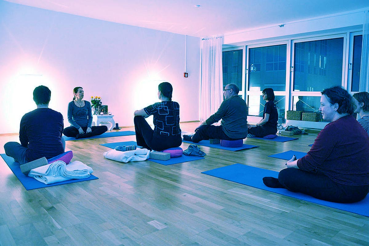 Auch Yoga sorgt für das Gesundheitliche Wohlergehen unserer Mitarbeiter